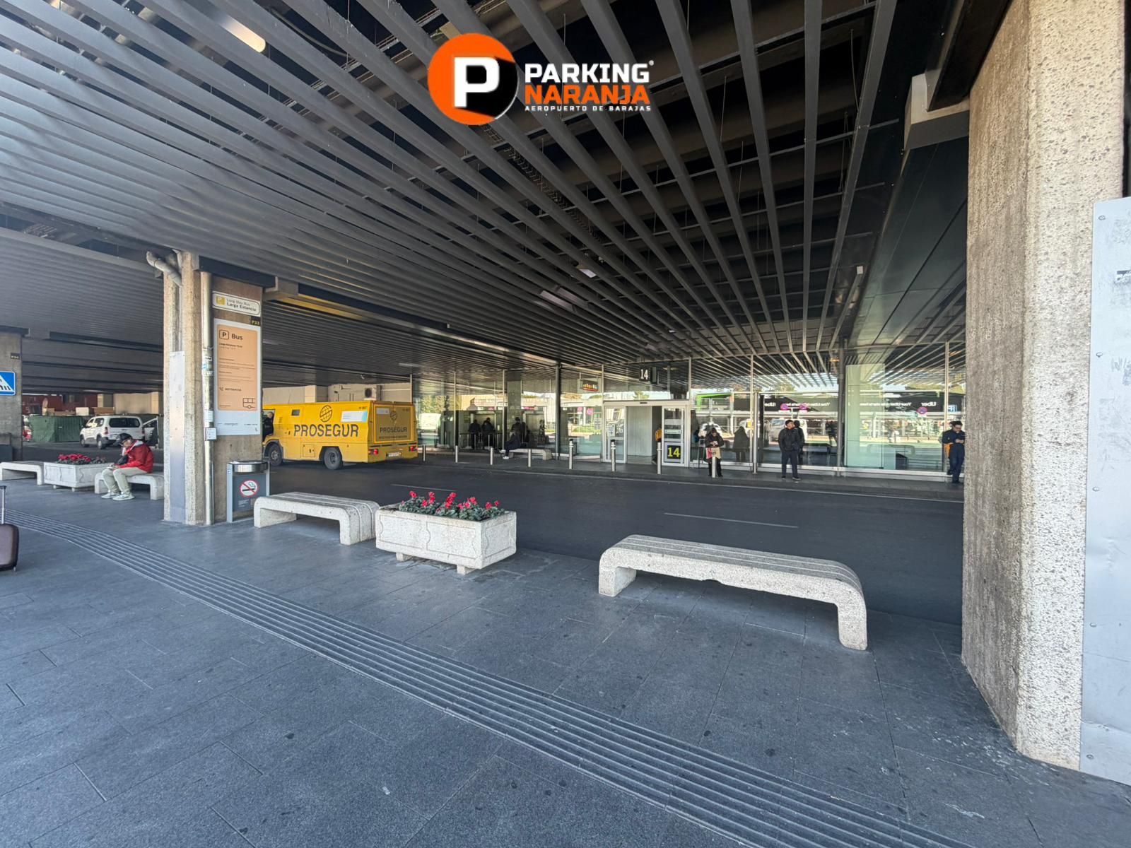 Punto de recogida Terminal 1 - Puerta 14