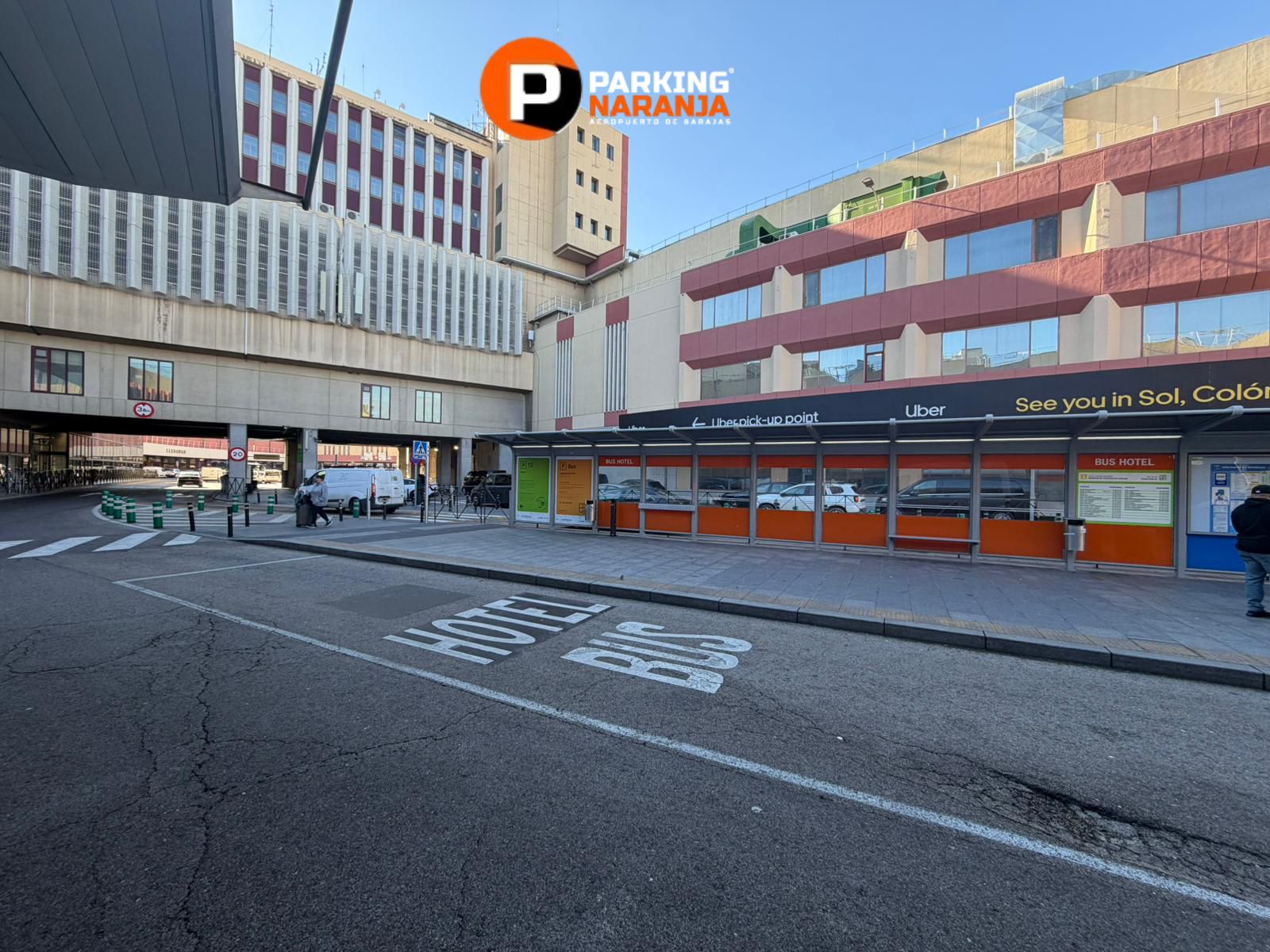 Punto de recogida Terminal 2 - Puerta 18