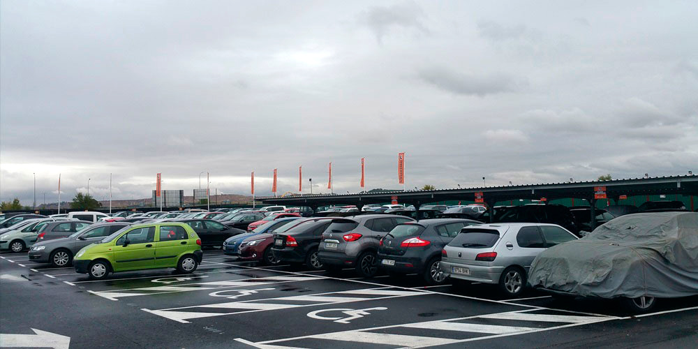 Aparcamiento aeropuerto Barajas en Madrid